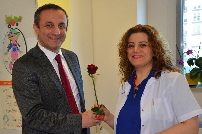 Hastanede Kadınlar Günü Kutlandı