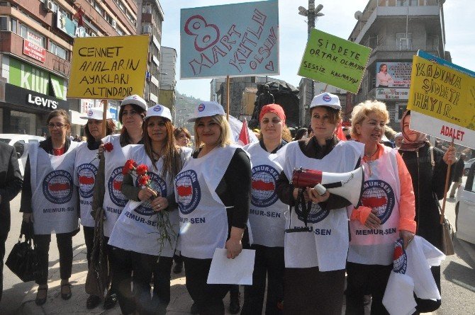 Memur-sen Kadın Kolları Dünya Kadınlar Gününü Kutladı