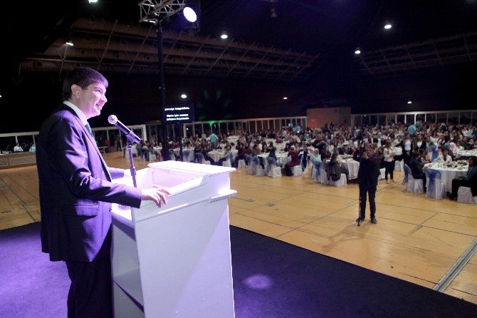 Türel’den Kadın Çalışanlara Özel Yemek