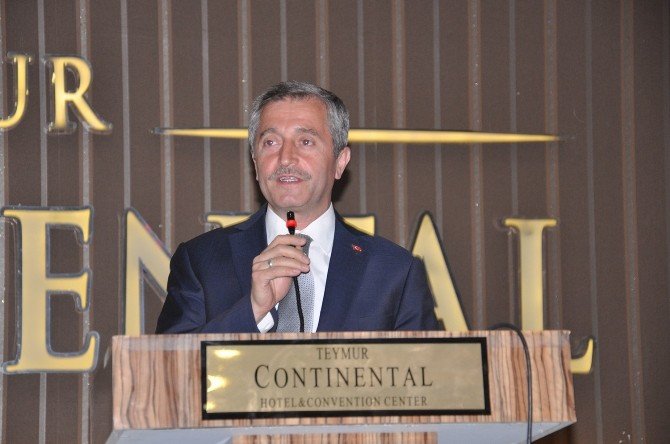 Muhasebeciler Yemekte Buluştu