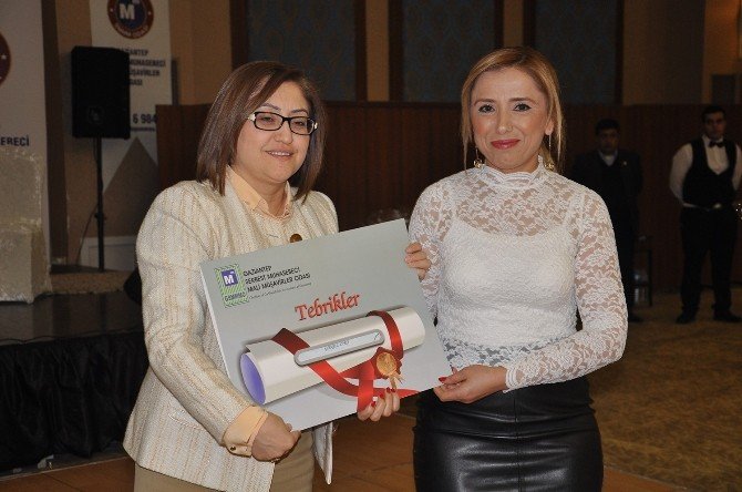 Muhasebeciler Yemekte Buluştu