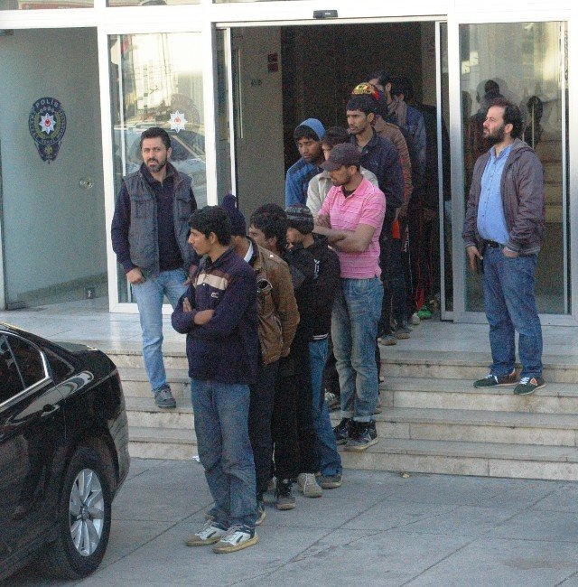 Bodrum’da 20 Göçmen Yakalandı