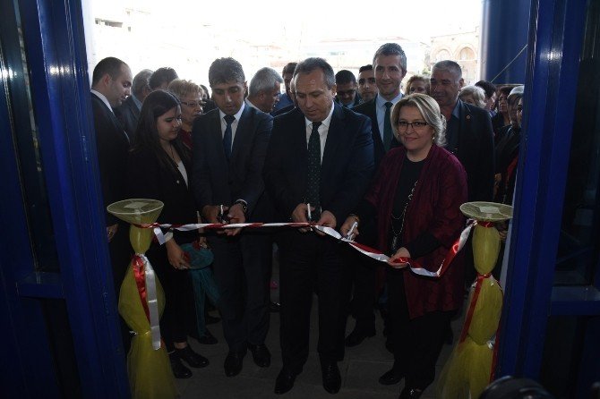 Resim Sergisi Açıldı