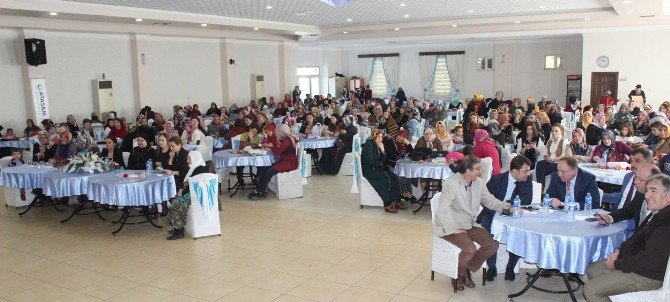 Tekkeköy’de Kadınlar Günü Kutlaması