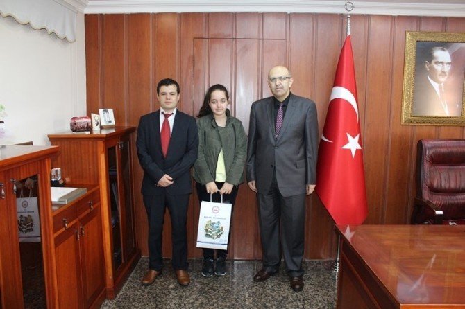 Teog’un Şampiyonlarından Kaymakam Canatan’a Ziyaret