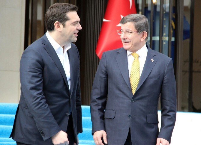 Başbakan Davutoğlu İle Yunan Başbakan Çipras’tan Aile Fotoğrafı