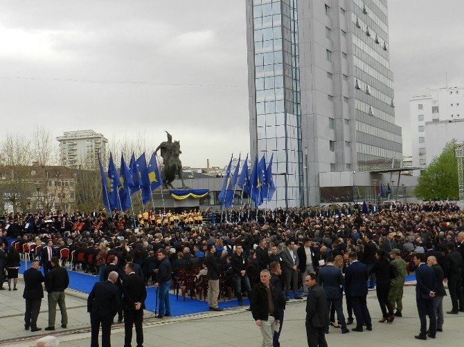 Kosova'da Cumhurbaşkanı Devir Teslim Töreni