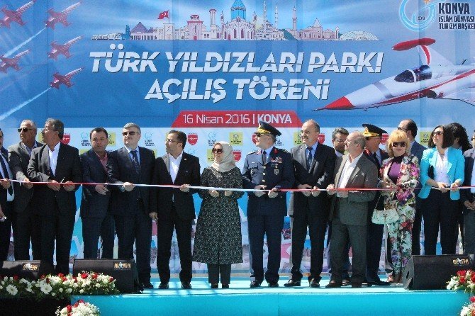 Türk Yıldızlarından Görkemli Şov