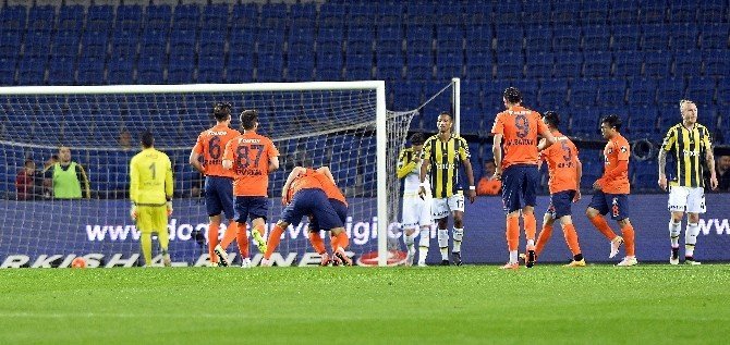 Medipol Başakşehir 2-1 Fenerbahçe