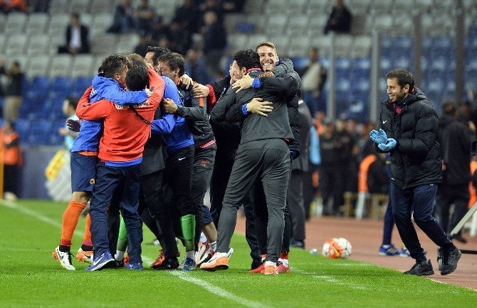 Medipol Başakşehir 2-1 Fenerbahçe