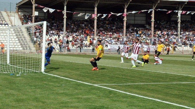 Bandırmaspor,İstanbulspor'u 1-0 Mağlup Etti