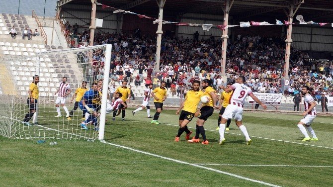 Bandırmaspor,İstanbulspor'u 1-0 Mağlup Etti