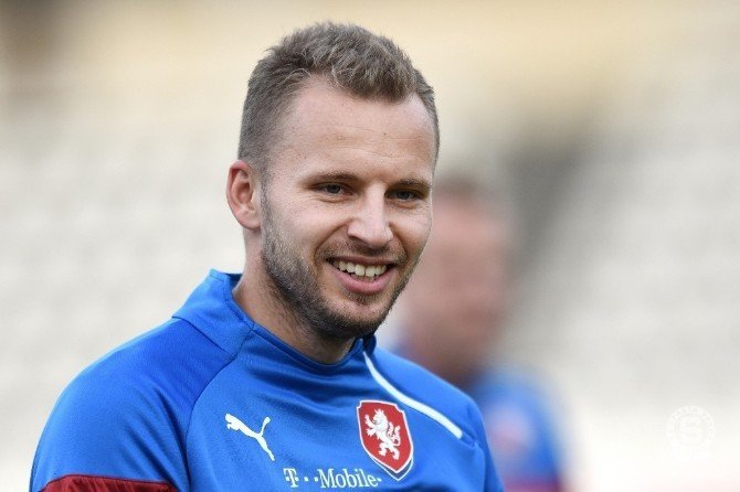 Fenerbahçe’den Michal Kadlec Sparta Prag'a Transfer Oldu