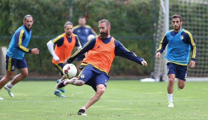 Fenerbahçe, Galatasaray Maçı Hazırlıklarına Devam Ediyor