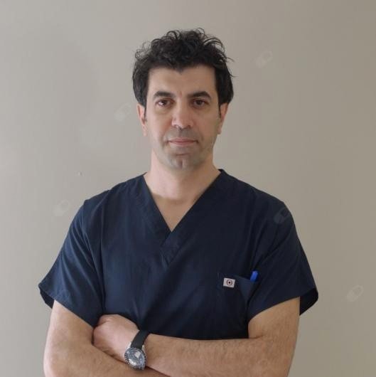 Saç Dökülmesi En Çok Erkeklerde Oluyor