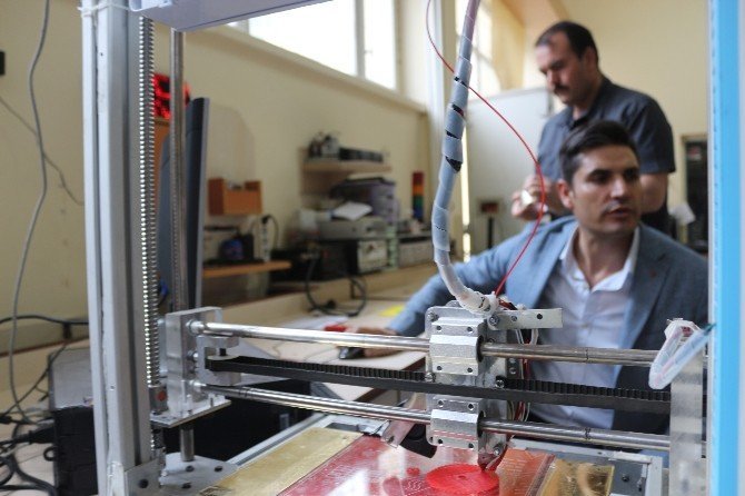 Niğde'de Öğretmen ve Öğrencilerden Büyük Başarı