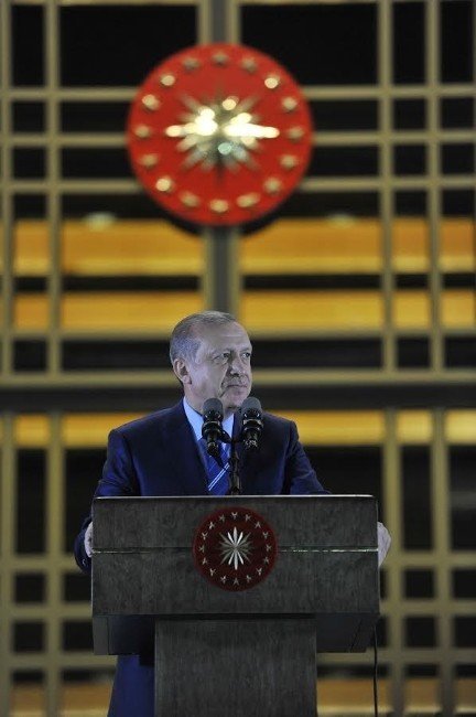 Erdoğan Demokrasi Nöbetine Noktayı Koydu