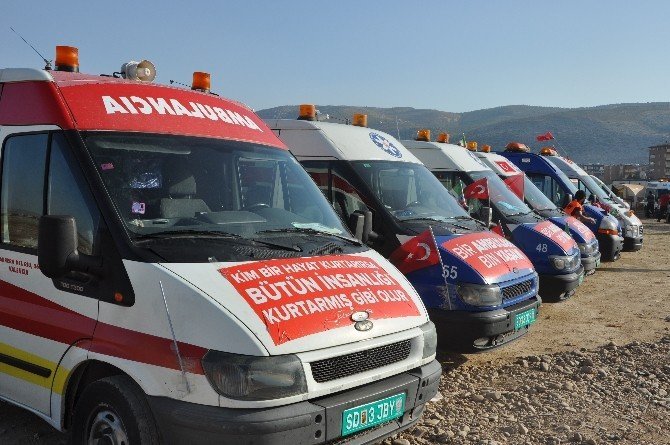 Suriye’ye 24 Ambulans Gönderildi