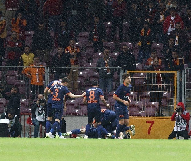 Galatasaray 1-2 Medipol Başakşehir