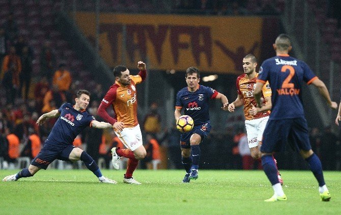 Galatasaray 1-2 Medipol Başakşehir