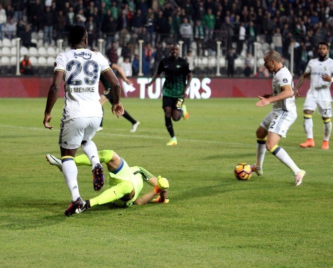 Akhisar Belediyespor 1-3 Fenerbahçe