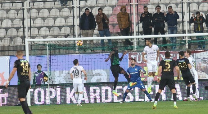 Akhisar Belediyespor 1-3 Fenerbahçe