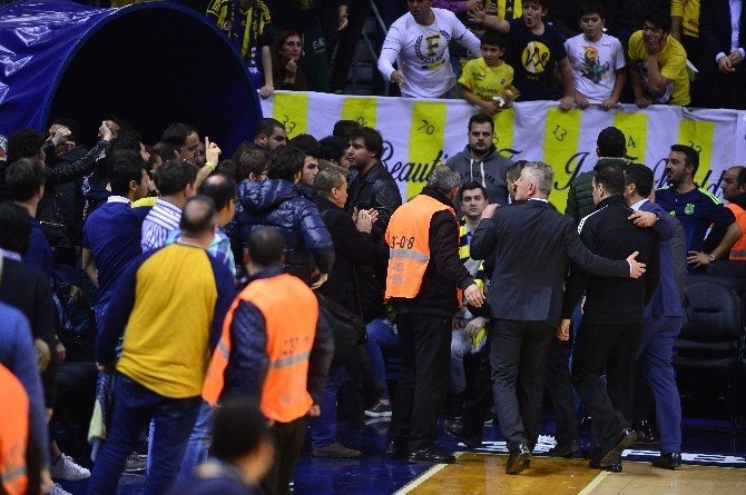 Fenerbahçe 88-80 Anadolu Efes