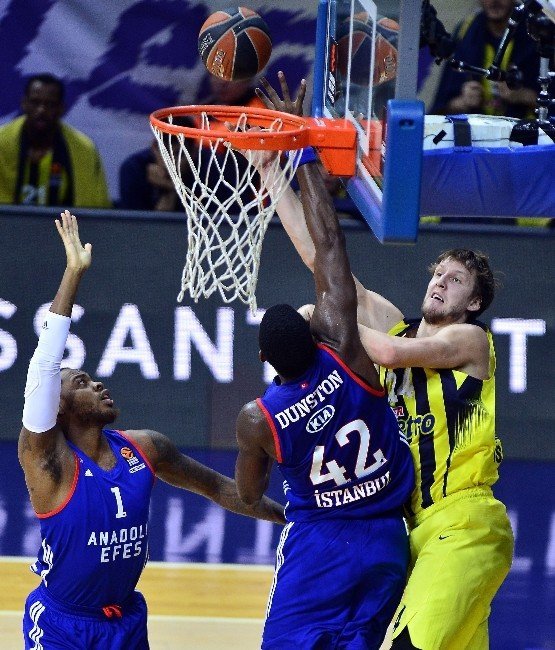 Fenerbahçe 88-80 Anadolu Efes