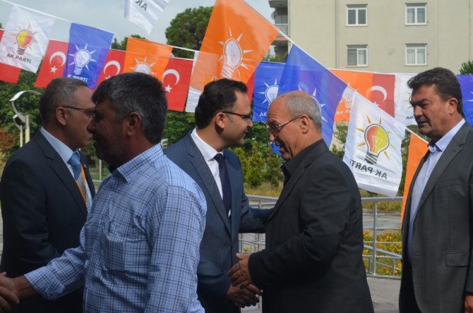 Kula Ak Parti İlçe Başkanı Palabıyık Güven Tazeledi