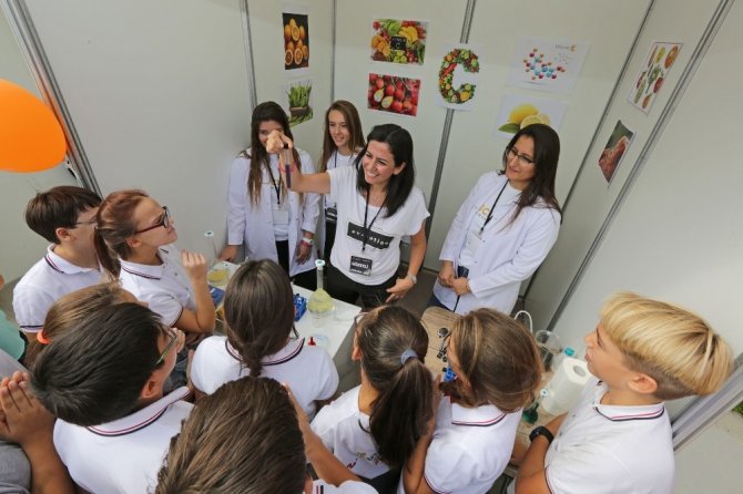 Gençler Bilim İçin Buluştu