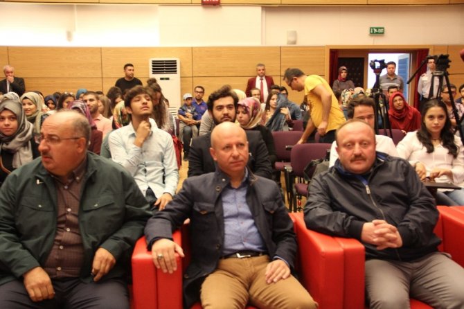 Çolakbayrakdar, "Çocukların Yüzü Güldüğünde Bütün Dünyanın Yüzü Gülüyor"