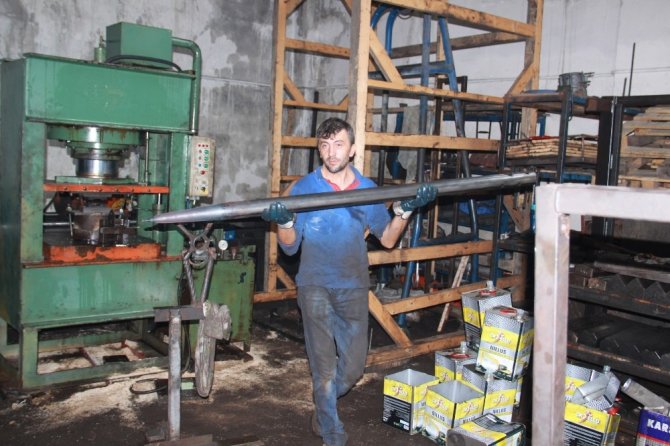 Akçakoca’dan Avrupa’ya Vidalı Kazık İhraç Ediyor