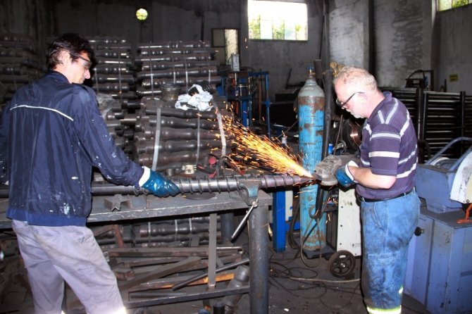 Akçakoca’dan Avrupa’ya Vidalı Kazık İhraç Ediyor