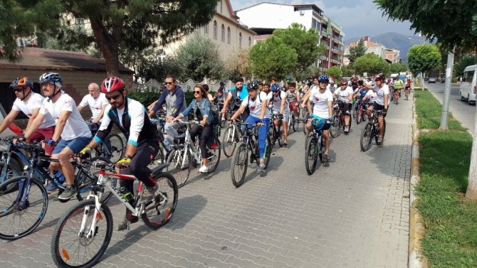 Pedallar Kalp Sağlığına Dikkat Çekmek İçin Çevrildi