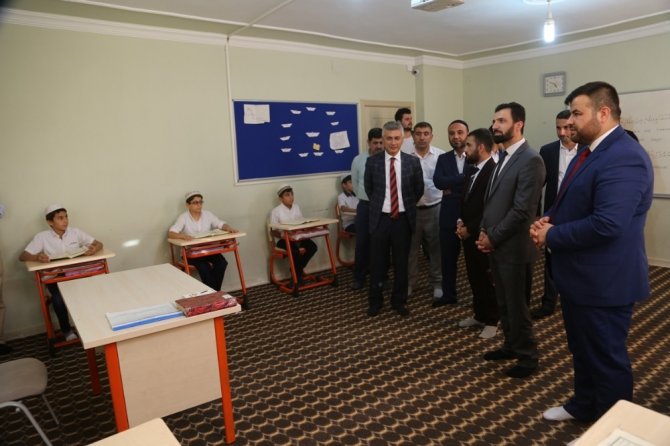 Cizre’de Hafızlığa Geçiş Töreni Düzenlendi