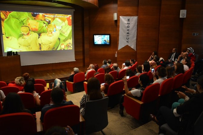 Canlı Böbrek Nakli Ameliyatı Gerçekleştirildi