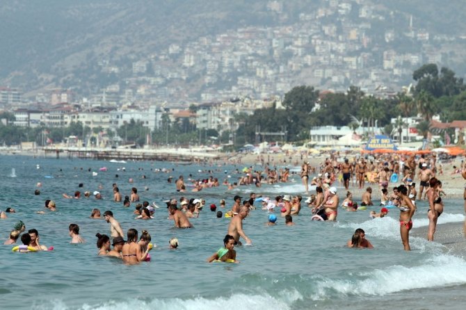 Antalya Rus Turist Sayısında Bütün Zamanların Rekorunu Kırdı