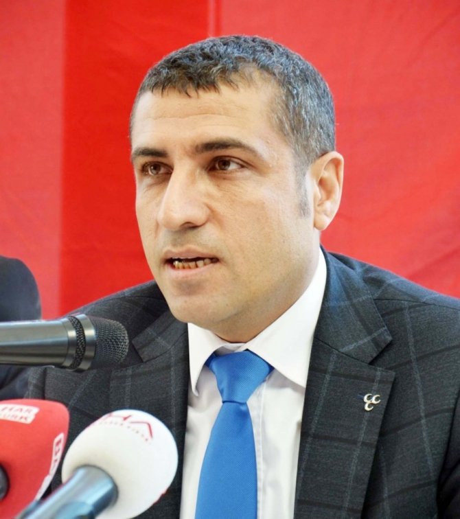 Bakan Gül’den Mhp’li Başkana Telefon