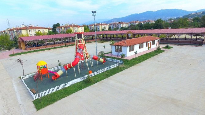 Yeniköy Kapalı Semt Pazarı Açılışı Bekliyor