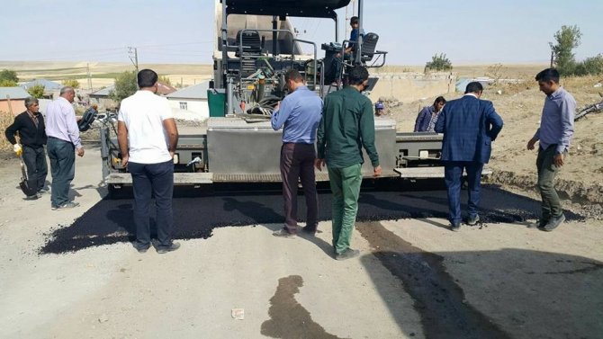 Bulanık’ta İlk Defa Asfalt Yapıldı