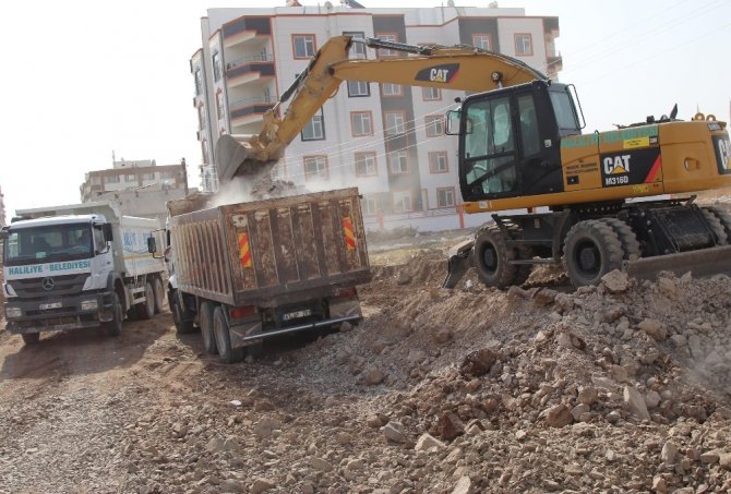 Haliliye Belediyesi Konuklu’da 54 Yeni Yol Açtı