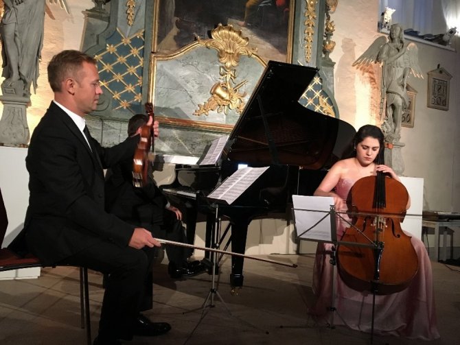 İsveç Büyükelçisi Kaya Türkmen İçin Veda Konseri