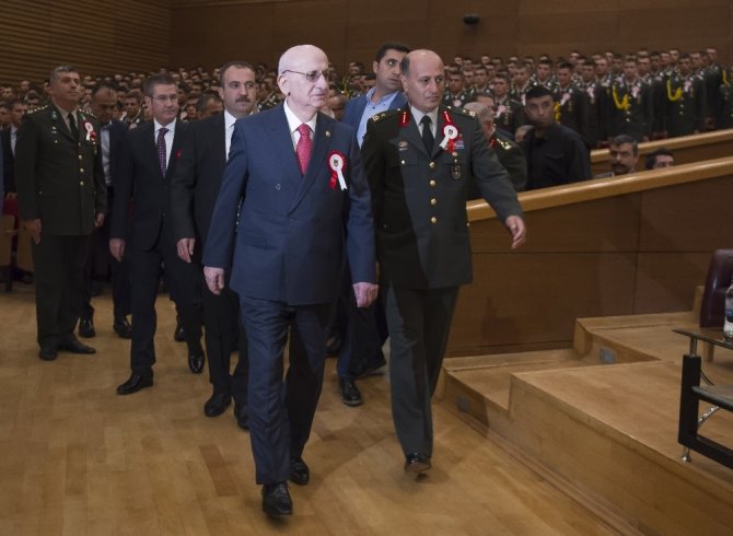 Bakan Canikli: “Müttefiklerimiz Parasını Peşin Ödediğimiz Silahları Bize Göndermediler”