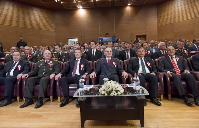 Bakan Canikli: “Müttefiklerimiz Parasını Peşin Ödediğimiz Silahları Bize Göndermediler”