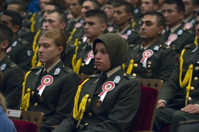 Bakan Canikli: “Müttefiklerimiz Parasını Peşin Ödediğimiz Silahları Bize Göndermediler”