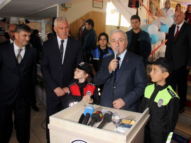 Türkiye’de İlk Kez Okulda Trafik Eğitim Koridoru Oluşturuldu