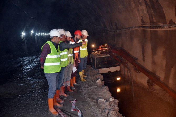 Van’da 32 Virajlar Tarih Oluyor