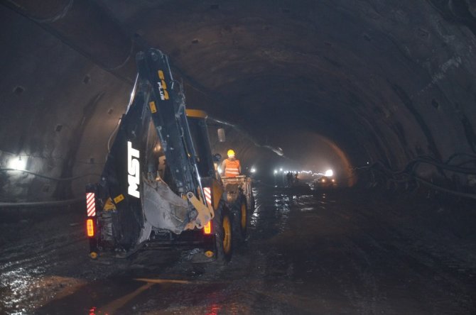 Van’da 32 Virajlar Tarih Oluyor