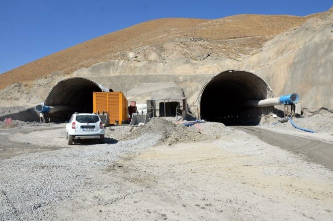 Van’da 32 Virajlar Tarih Oluyor