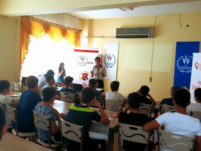 Aydın’da Bağımlılıkla Mücadele Eğitimleri Devam Ediyor